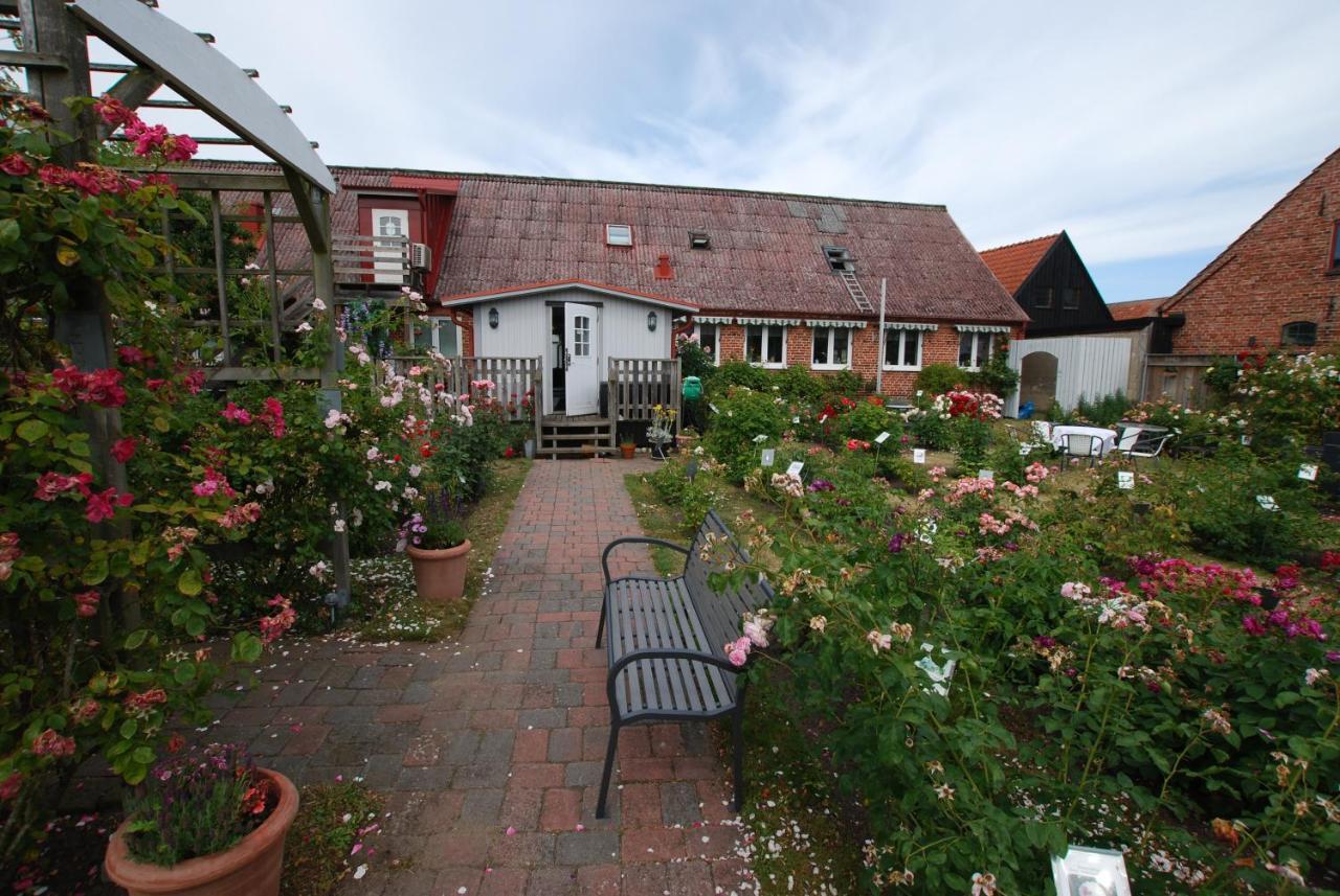 Hotell Turistgarden I Simrishamn Extérieur photo